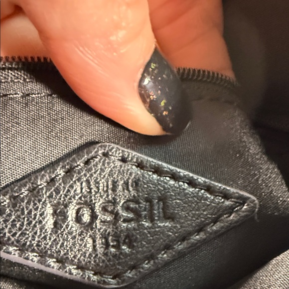 Fossil Black Leather Shoulder Bag - Picture 8 of 11
